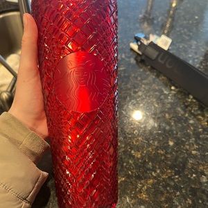 Christmas red 2022 starbucks cup